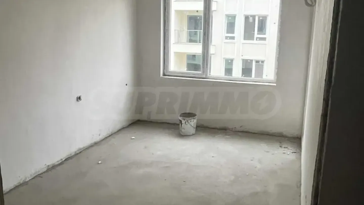 Spacious 2-Bedroom Apartment with Mountain Views in Plovdiv - Image 3