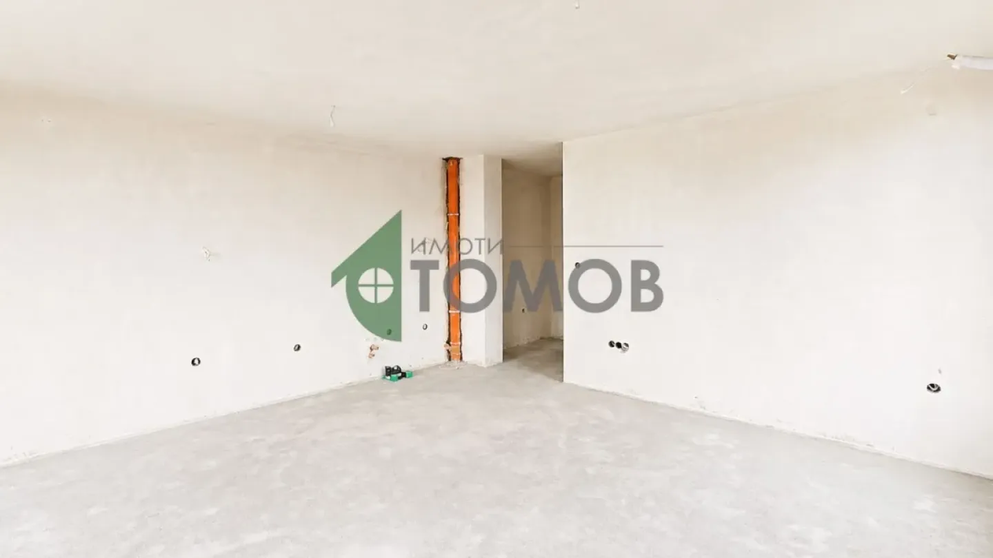 Spacious 3-Bedroom Apartment in New "Ayazmoto" Complex, Stara Zagora - Image 1
