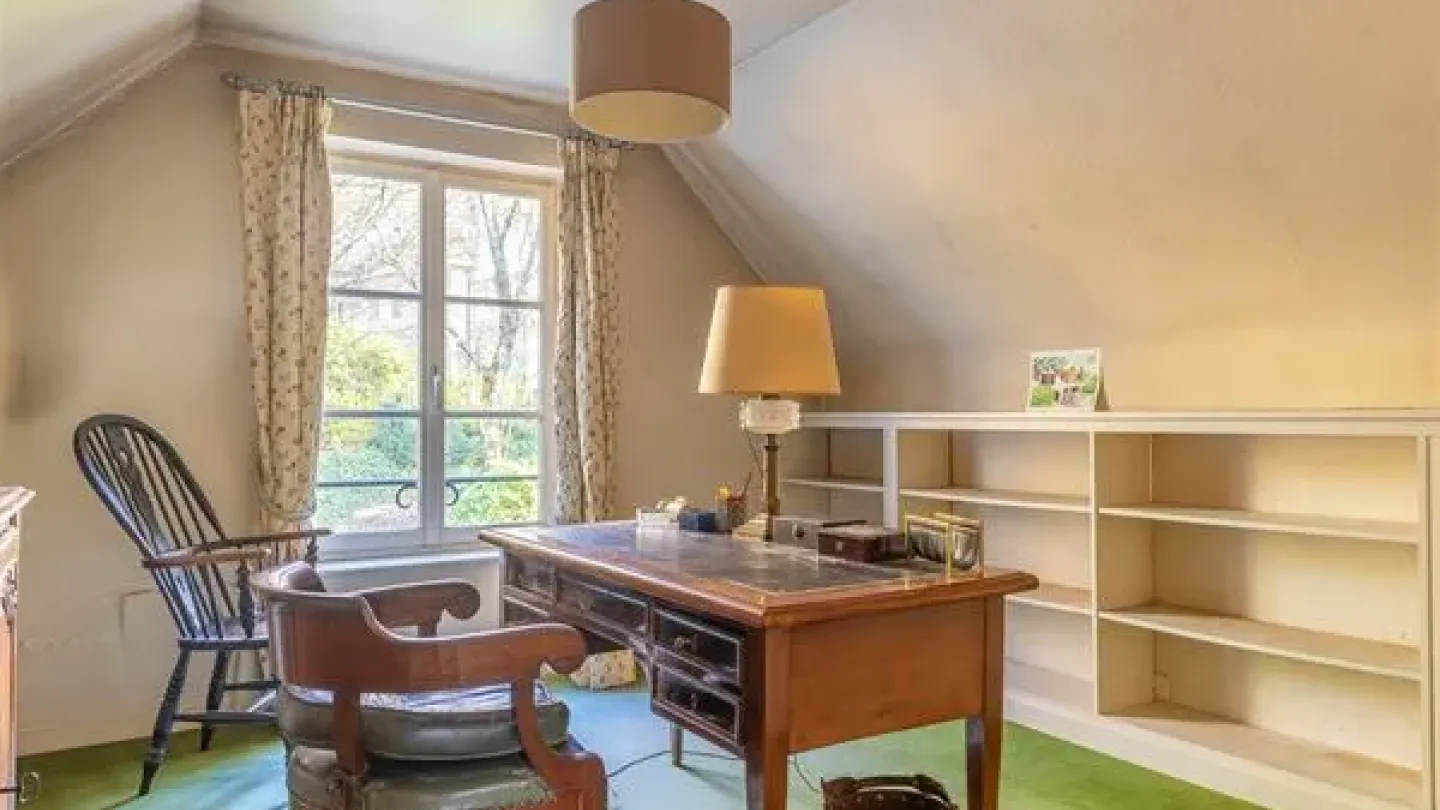 Renovate This Architect-Designed Villa with Stunning Garden in Ukkel - Image 3