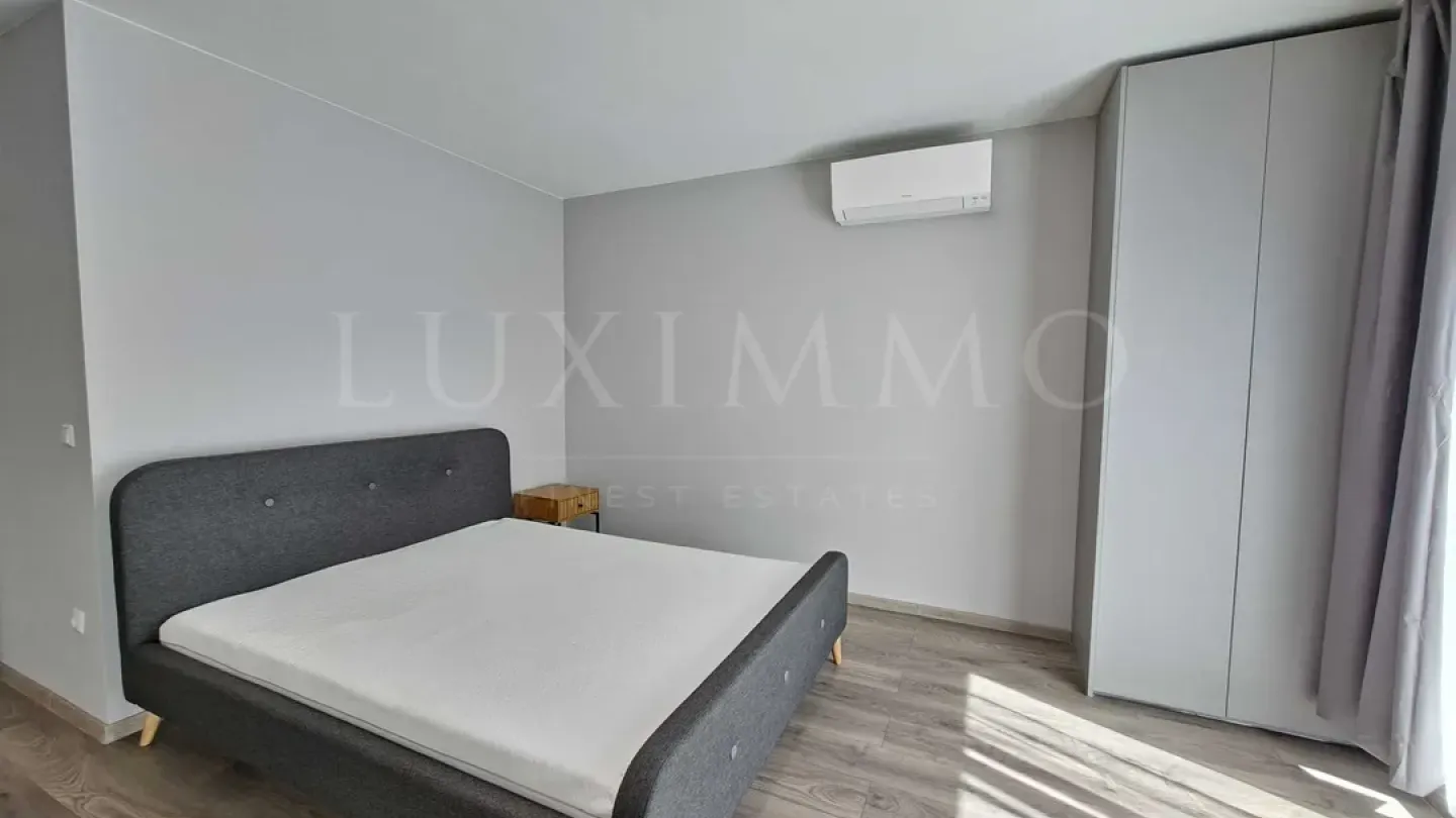 Bright Seafront Apartment - Fully Furnished, Varna, 50m2 - Image 3