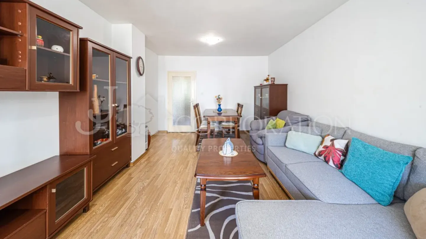Spacious Fully Furnished Apartment in Lozeneц, Sofia (100sqm) - Image 2