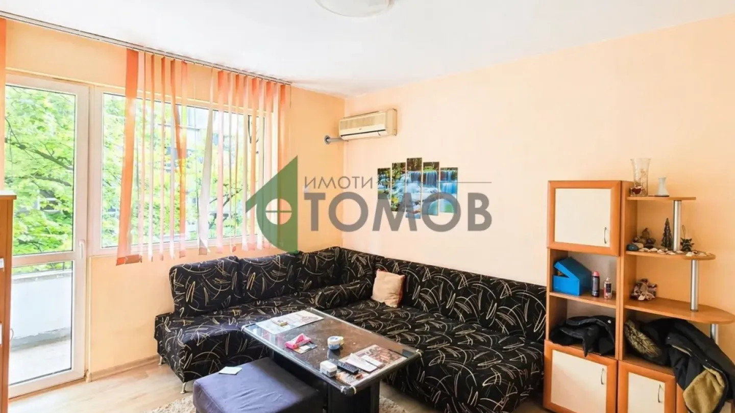 Spacious Fully Furnished Apartment in Central Stara Zagora, Bulgaria - Image 4