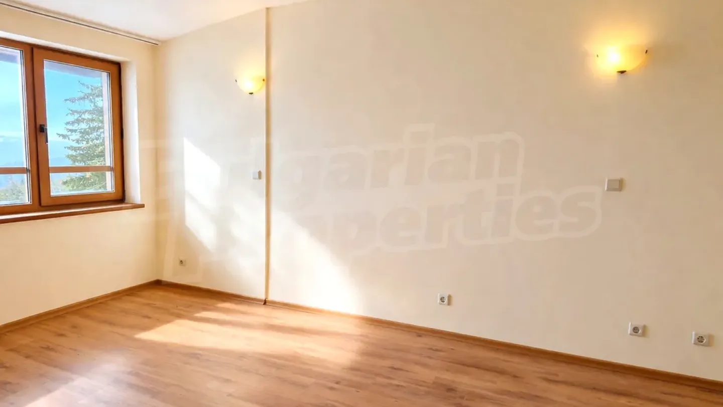 Panoramic One-Bedroom Apartment with Stunning Mountain Views in Pamporovo - Image 2