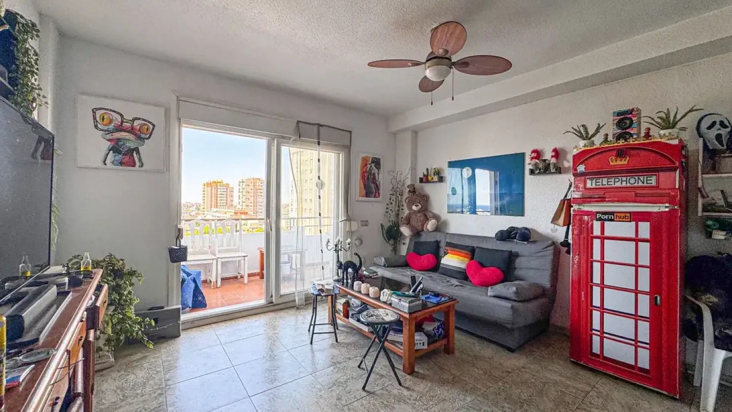 Spacious 3-Bedroom Apartment in Sunny Aguadulce, Spain - Image 5