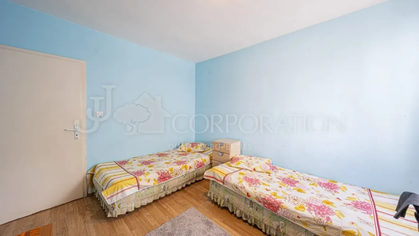 Spacious Fully Furnished Apartment in Lozeneц, Sofia (100sqm) - Image 1