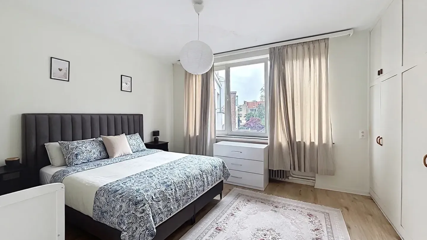Bright 2-Bed Apartment in Brussels - Ideal Location, Unfurnished - Image 1