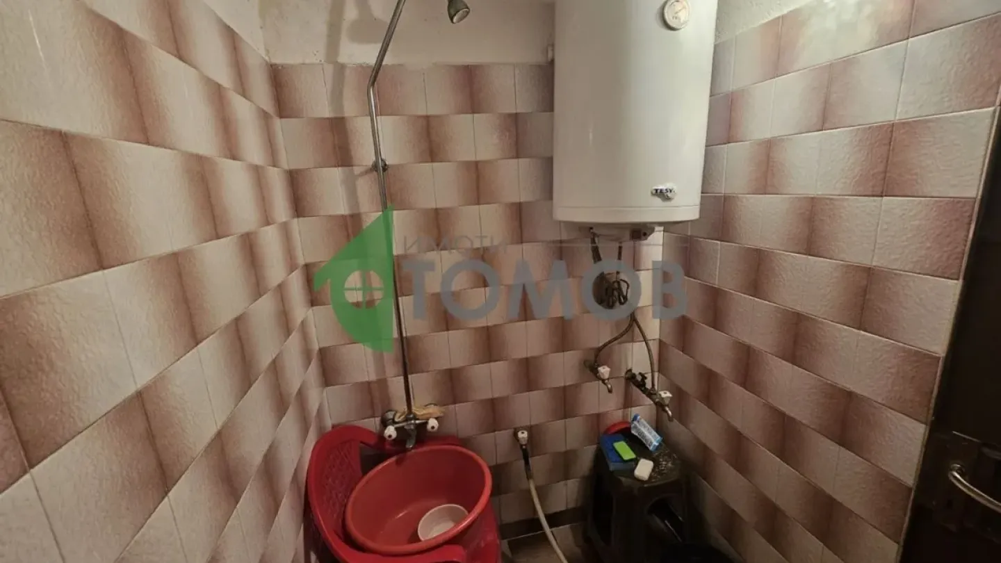 Spacious Fully Furnished House in Makledonki, Stara Zagora - Image 3