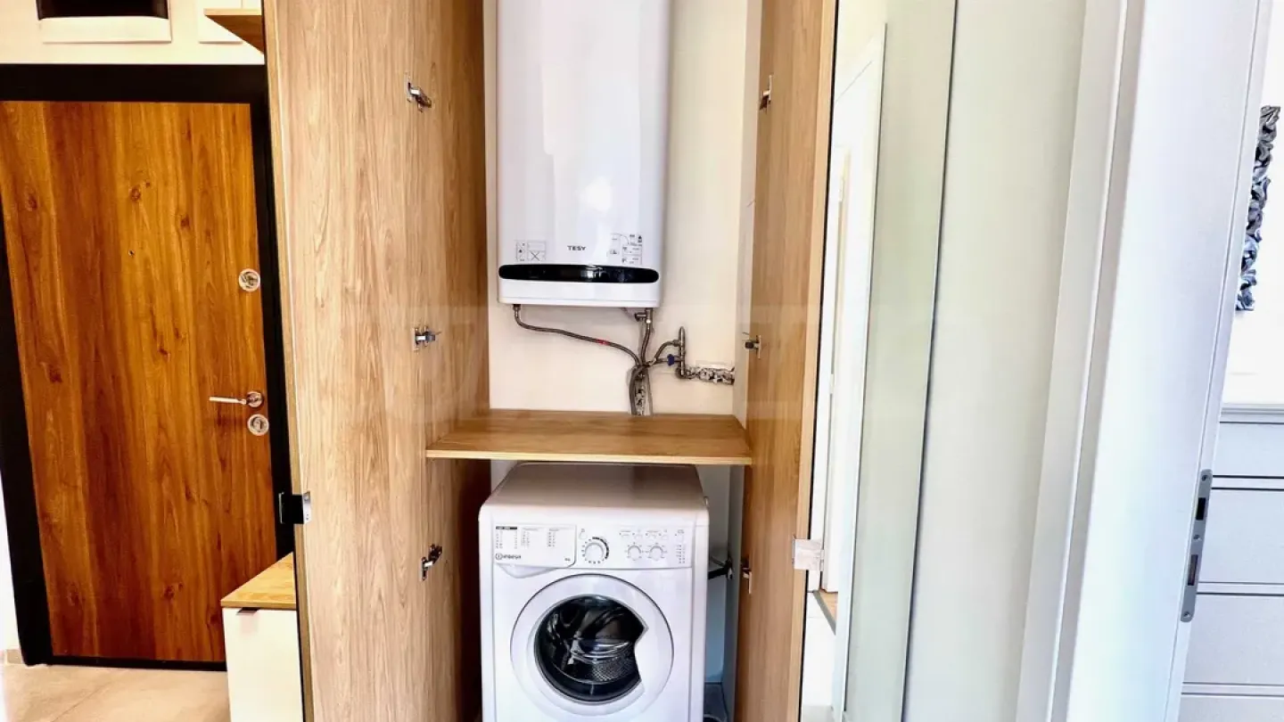 Fully Furnished One-Bedroom Apartment in Sofia's Pavlovo District - Image 3