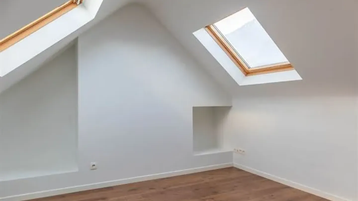 Spacious Family Home on Cul-de-Sac Bordering Uccle, Vorst - Image 4