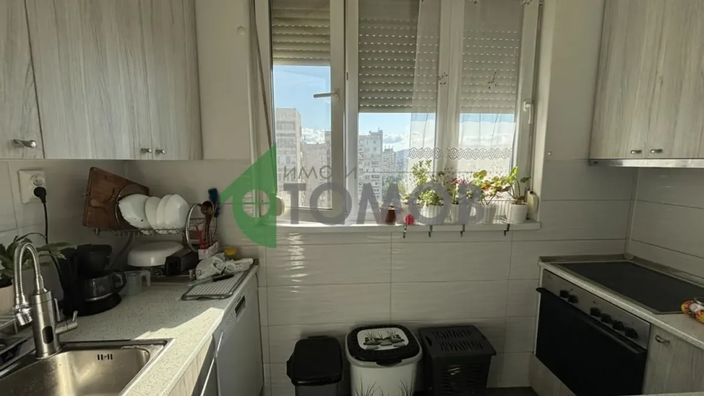 Fully Furnished 1-Bedroom Apartment in Sunny Stara Zagora, Bulgaria - Image 3