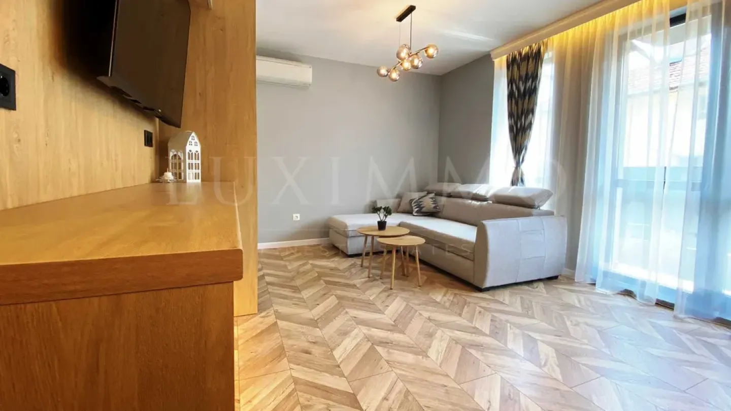 Stylish 1-Bedroom Apartment in Plovdiv Center, Fully Furnished - Image 4