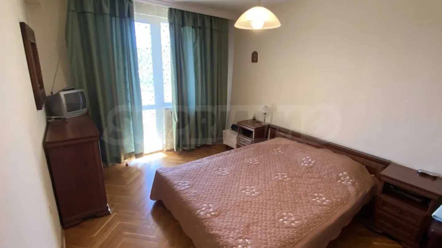 Spacious Apartment with River View - Vidin, Bulgaria (118m²) - Image 2