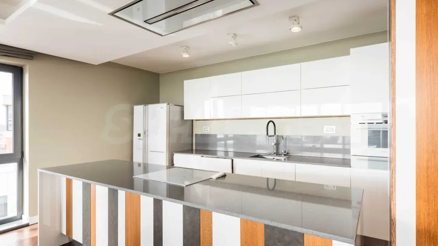 Varna Seafront Apartment - Panoramic Luxury 3+1 - Image 5