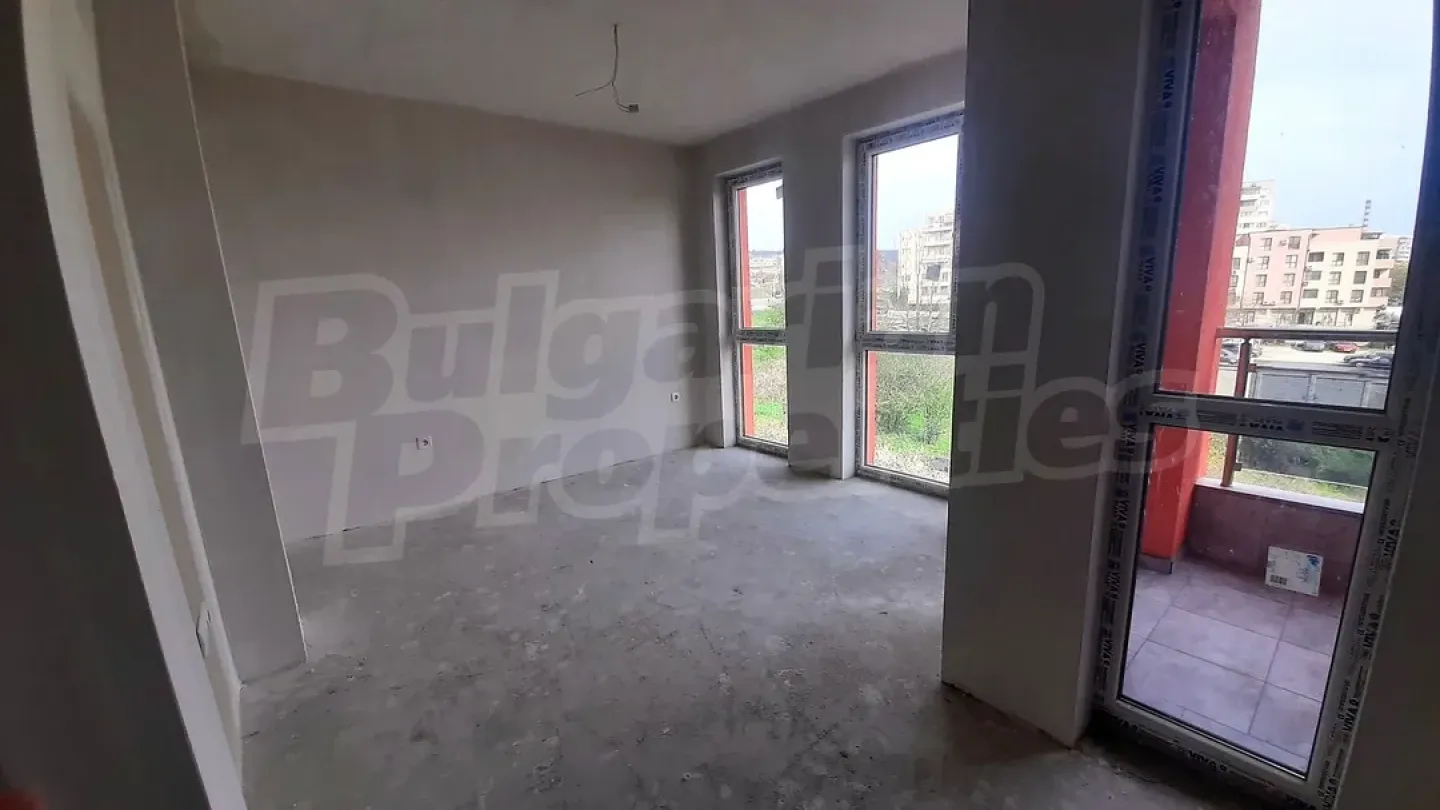 Bright Varna Apartment - New Construction, 52 sqm, BGS Ready - Image 3
