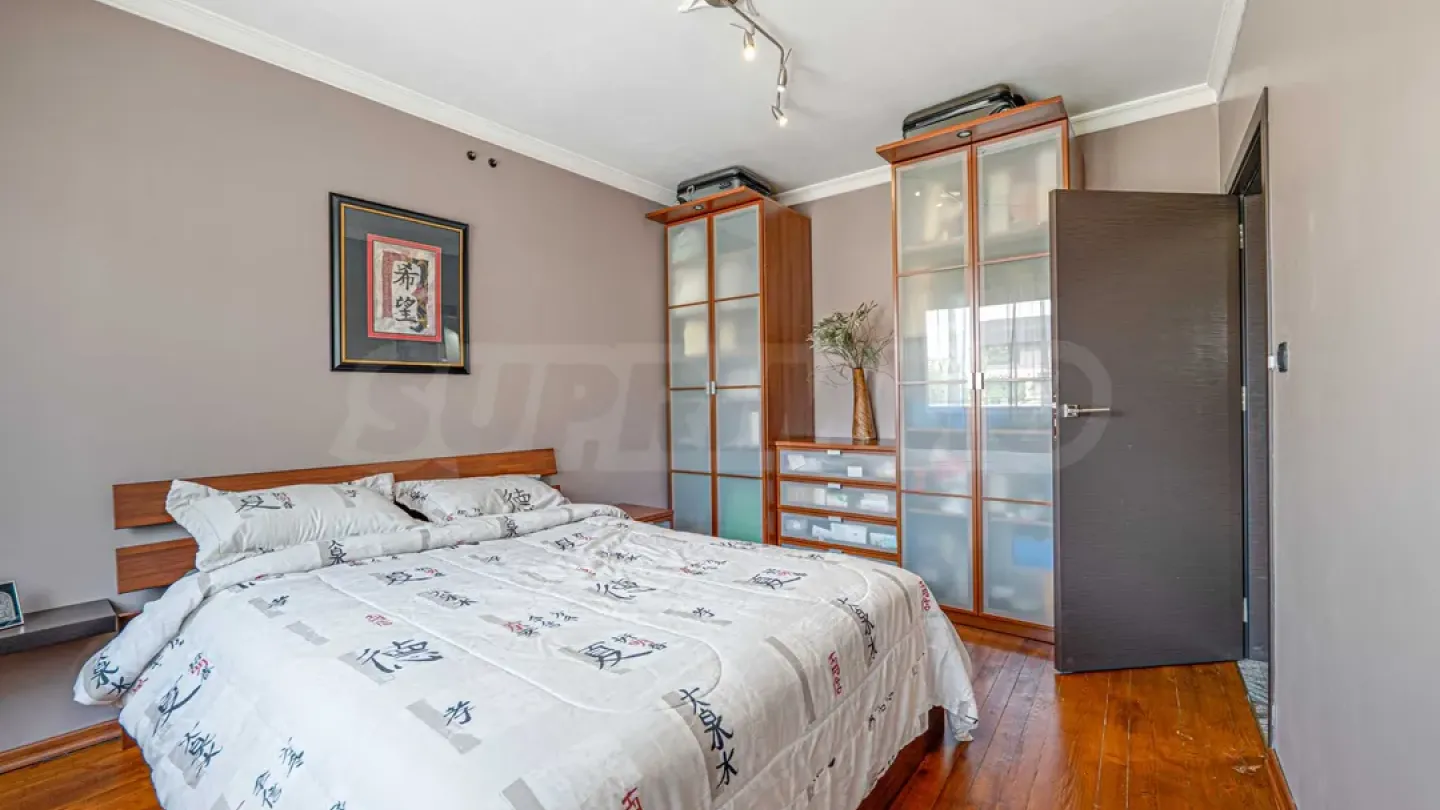 Luxury Villa Mount Vitosha View - Image 2