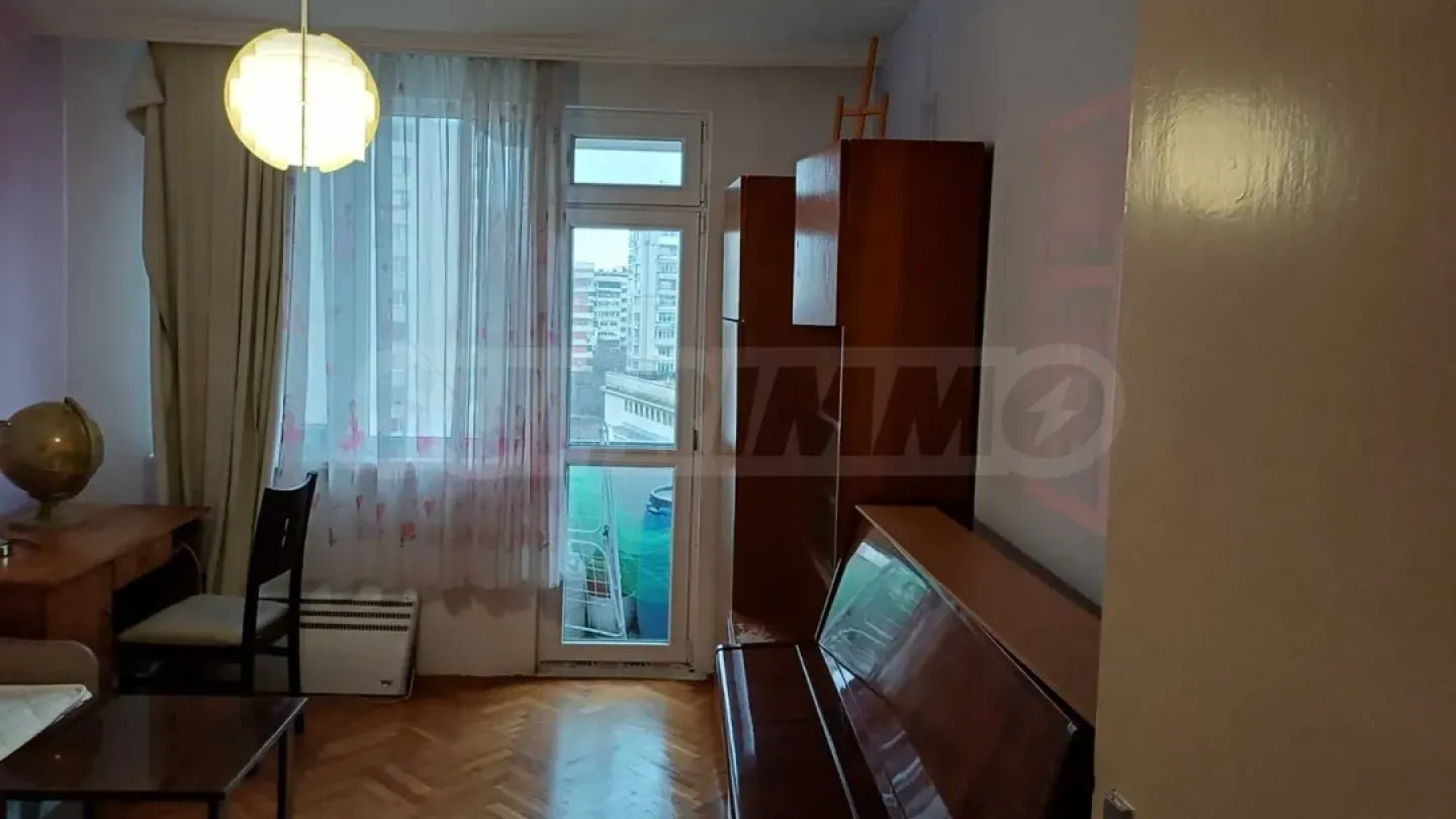 Spacious, Fully Furnished Apartment in Burgas City Center - Image 2