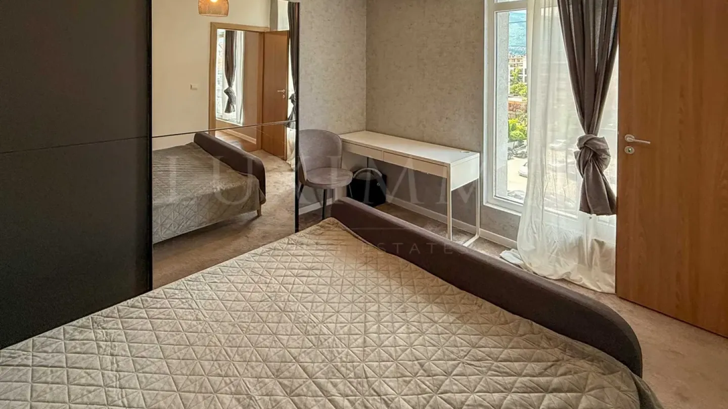 Stylish One-Bedroom Apartment in the Castle Complex, Sofia - Image 3