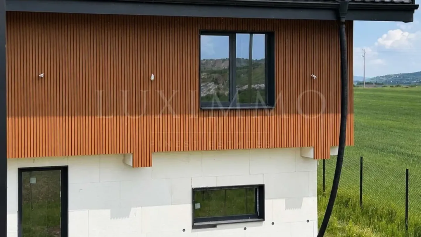 Modern Home Near Sofia with Large Yard - Image 3