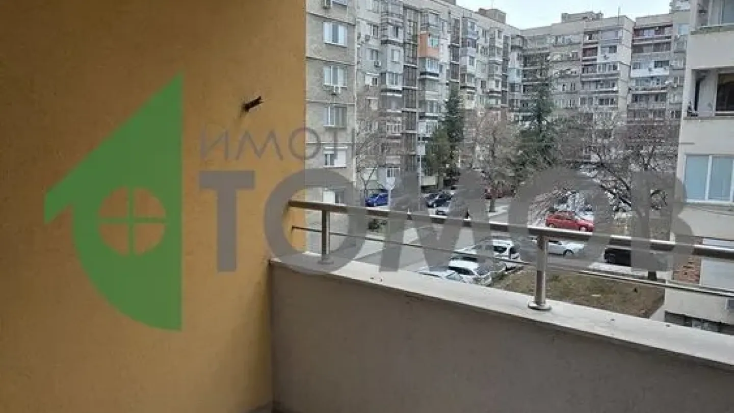 Spacious, Fully Furnished 2-Bedroom Apartment in Stara Zagora - Image 4
