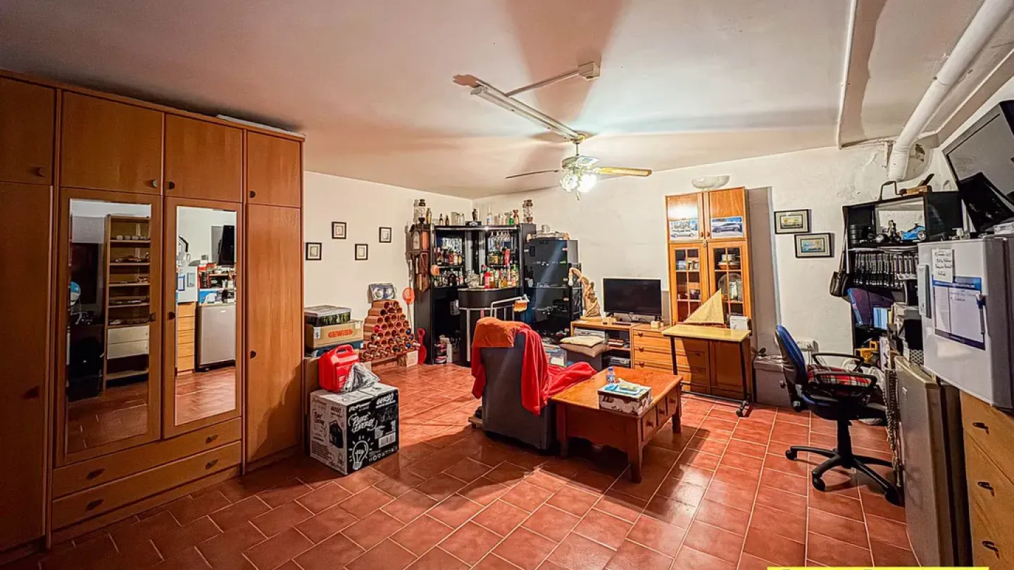 Spacious Triplex Apartment for Sale in Huércal de Almería - Image 1