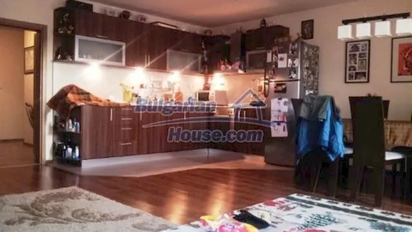 Luxurious Fully Furnished 2-Bedroom Apartment in Burgas City Center - Image 5