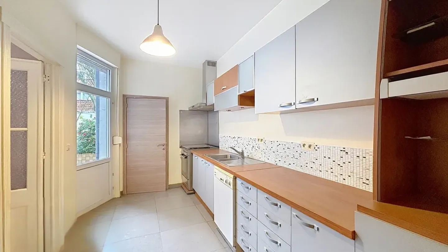 Spacious 5-Bedroom Apartment Block in Ganshoren, Brussels, Belgium - Image 3