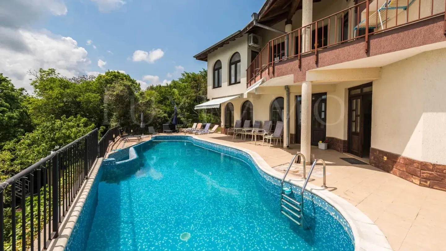 House for sale in Balchik - Image 2
