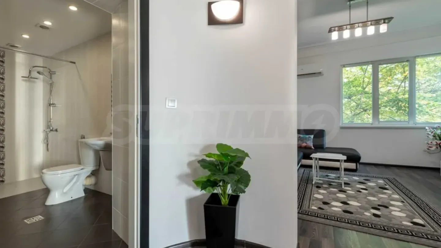 Apartment for rent in Varna - Image 4