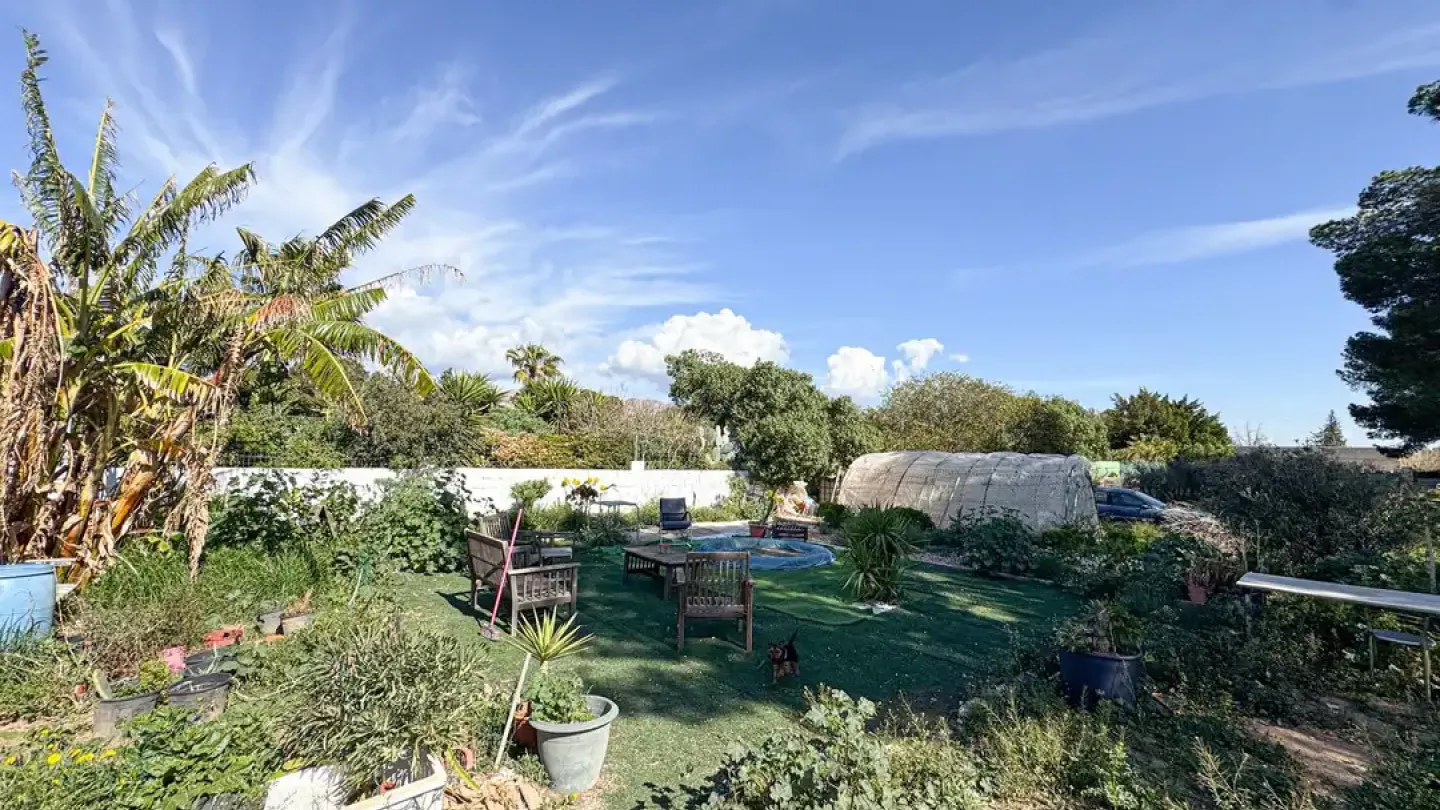 Spacious Cortijo with Pool & Garage in Níjar, Spain - Image 3