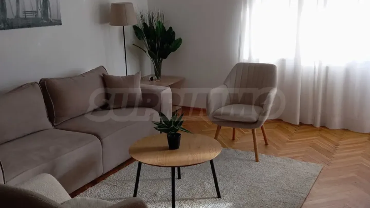 Bright Two-Bedroom Apartment in Sofia's Center Available - Image 2