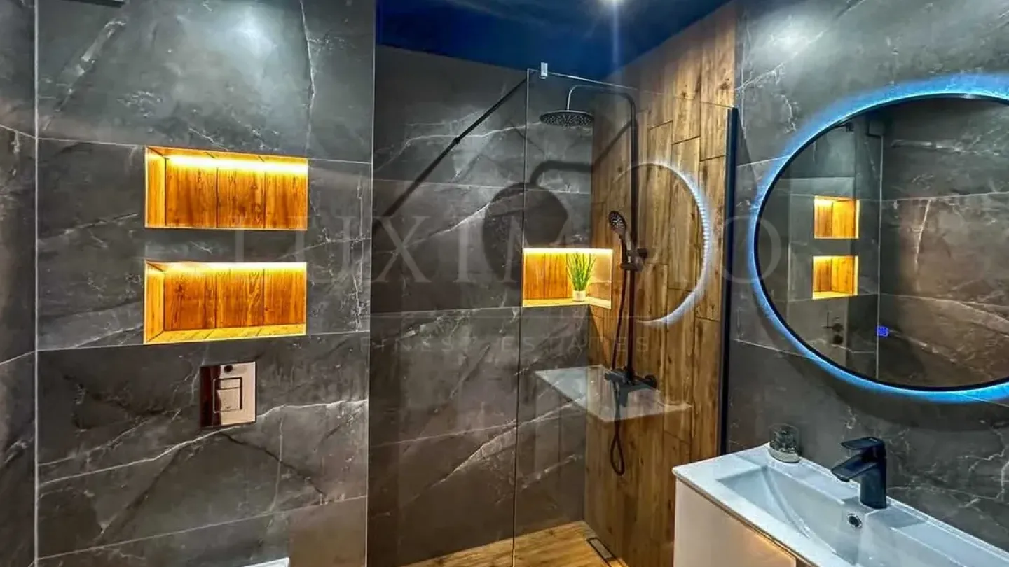 Stylish 67m² Fully Furnished Apartment in Karshiyaka, Plovdiv - Image 4