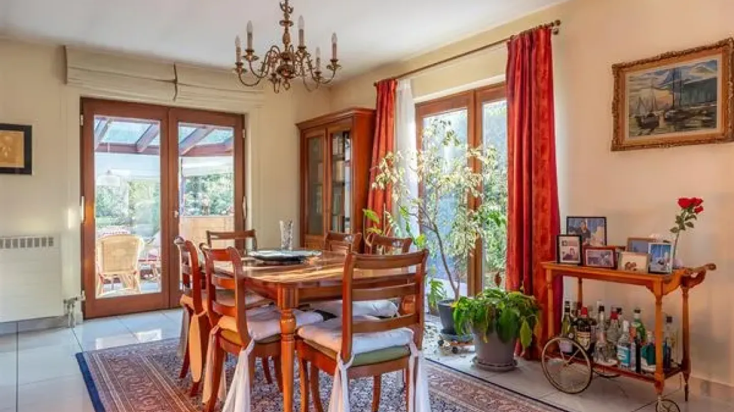Charming Single-Storey Villa in Waterloo with No Overlooking Neighbors - Image 5