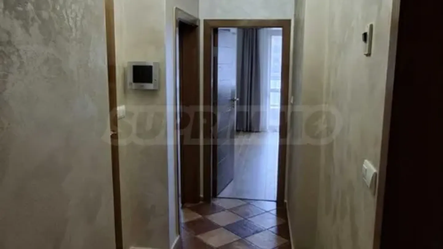 Spacious, Fully Furnished Apartment in Heart of Varna - Image 3