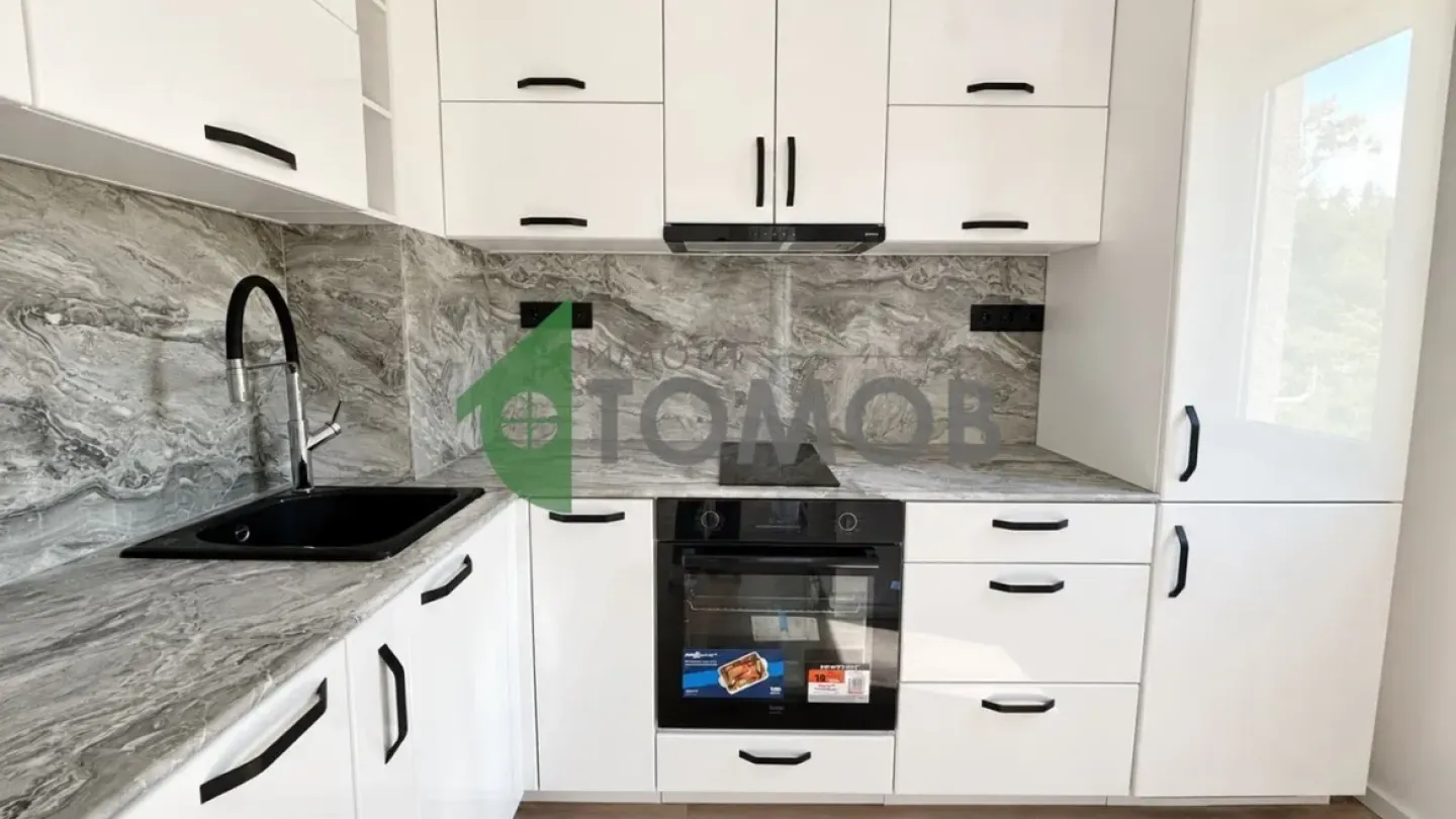 Fully Renovated 2-Bedroom Apartment in Stara Zagora – Ideal Family Home - Image 4