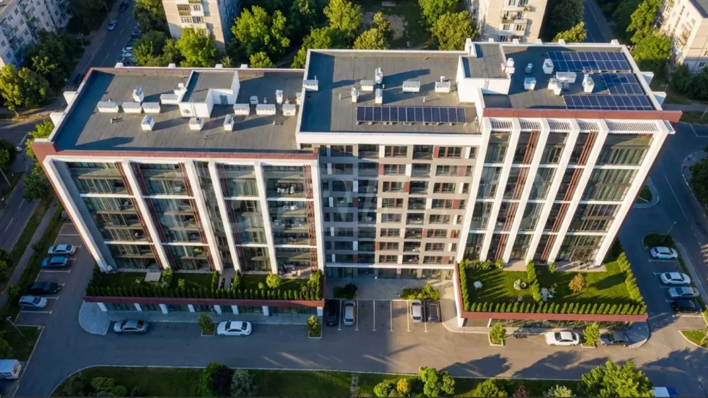 Spacious 2-Bedroom Apartment in New Plovdiv Complex - Image 4