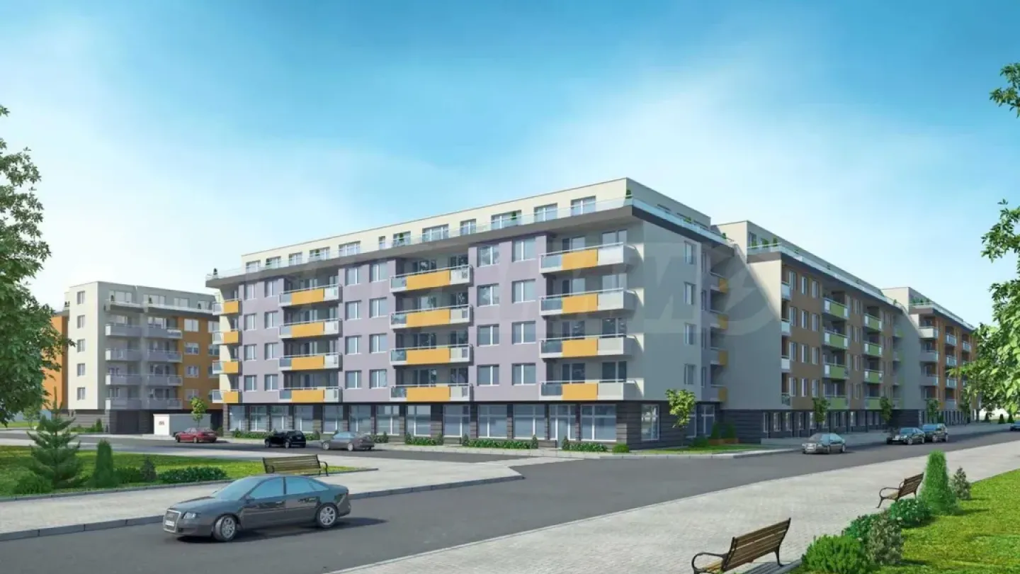Spacious 2-Bedroom Apartment with Mountain Views in Plovdiv - Image 2
