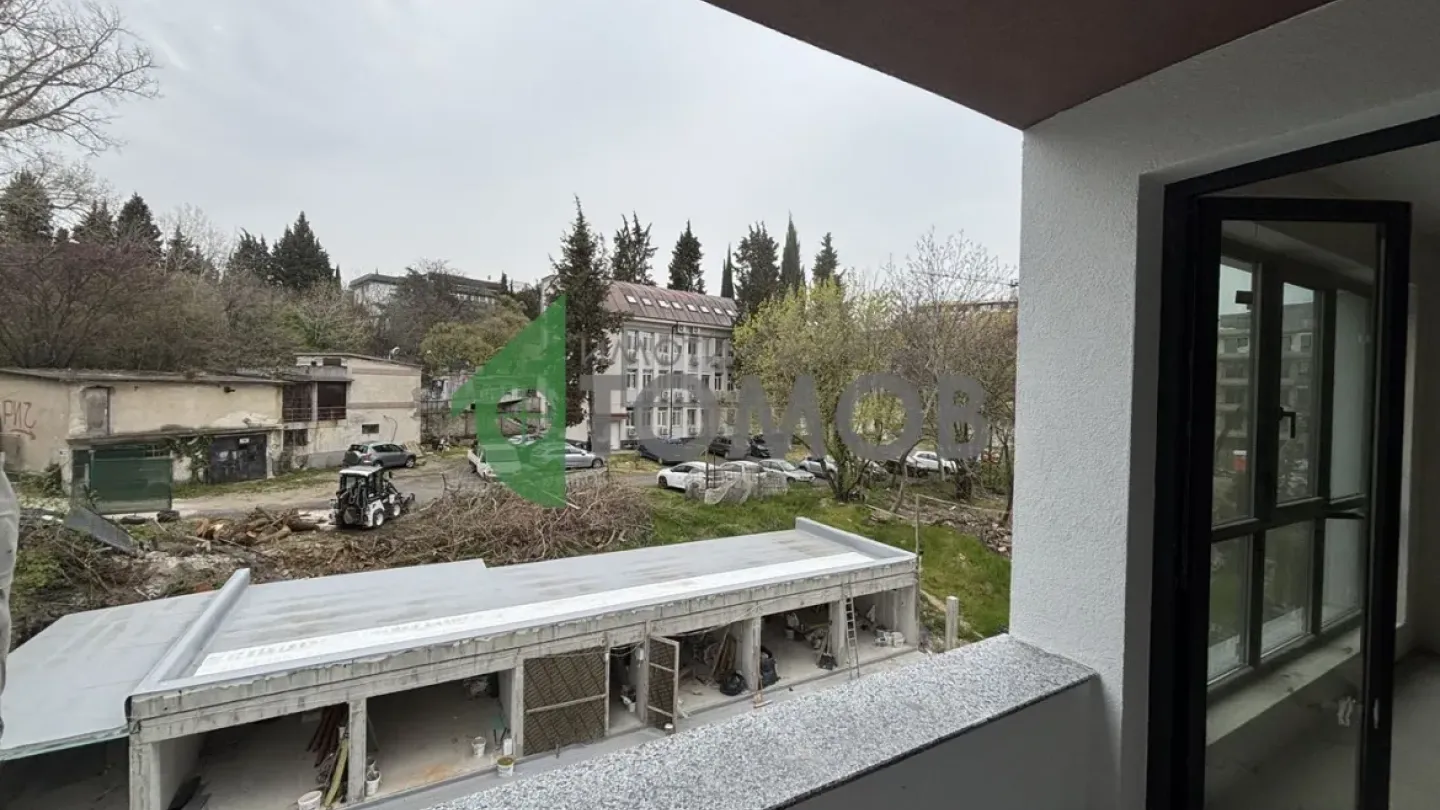 Spacious 3-Bedroom Apartment in New Building - Arazmoto, Stara Zagora - Image 3