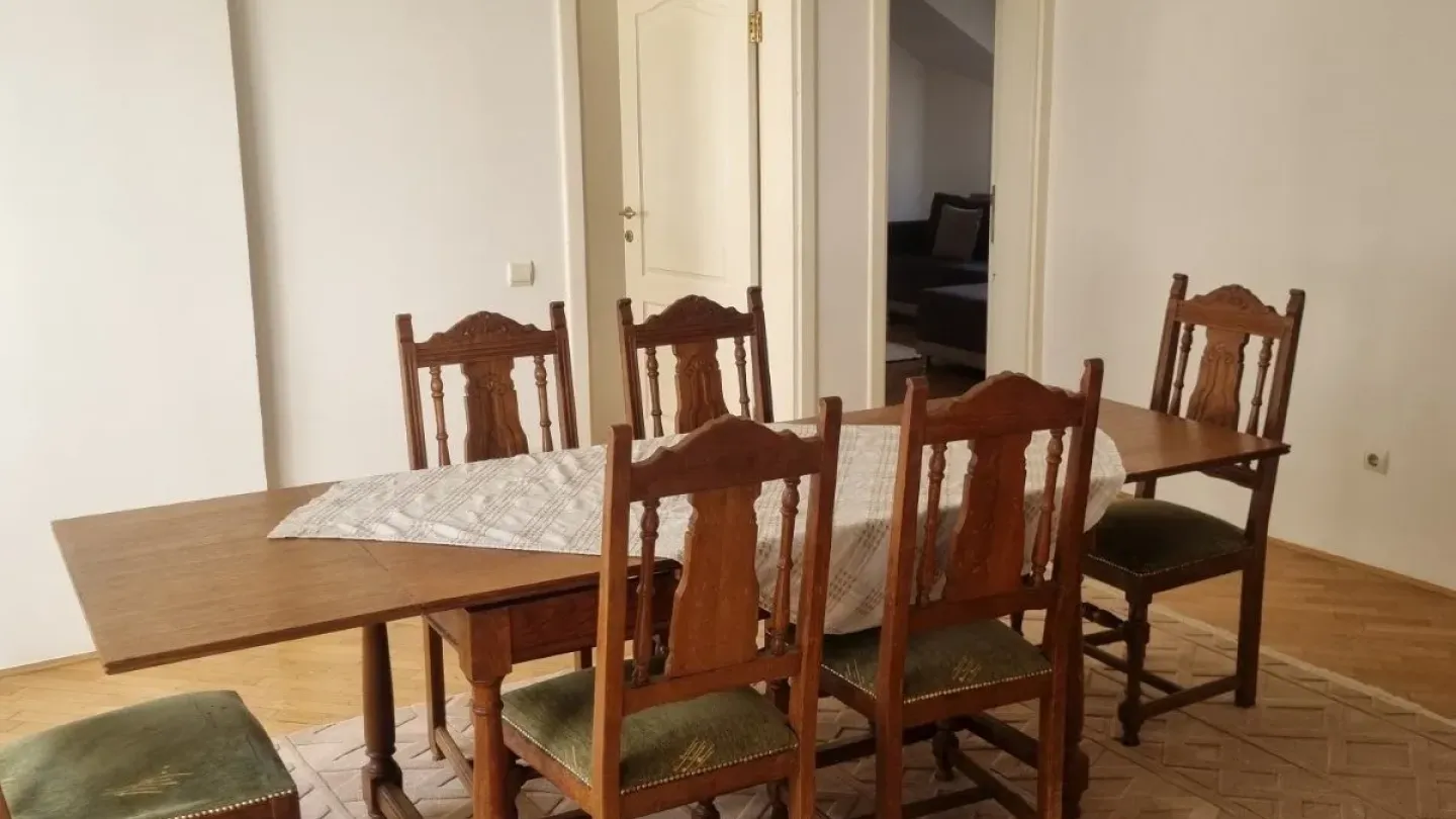 Spacious 5-Bedroom Apartment in Belgrade's Banovo Brdo Center - Image 1