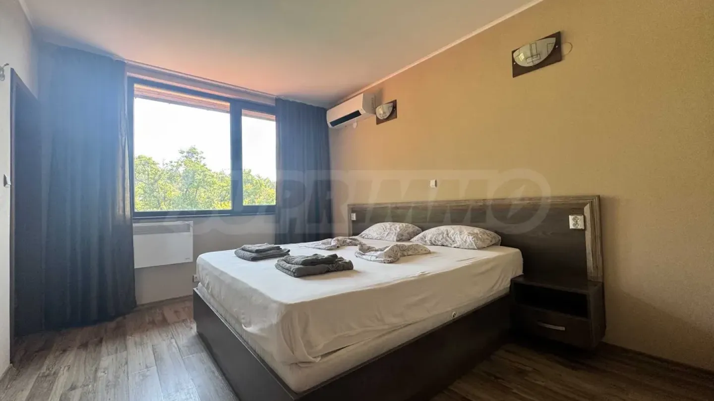 Panoramic Lakeside House - 6 Bedrooms, BG - Image 2