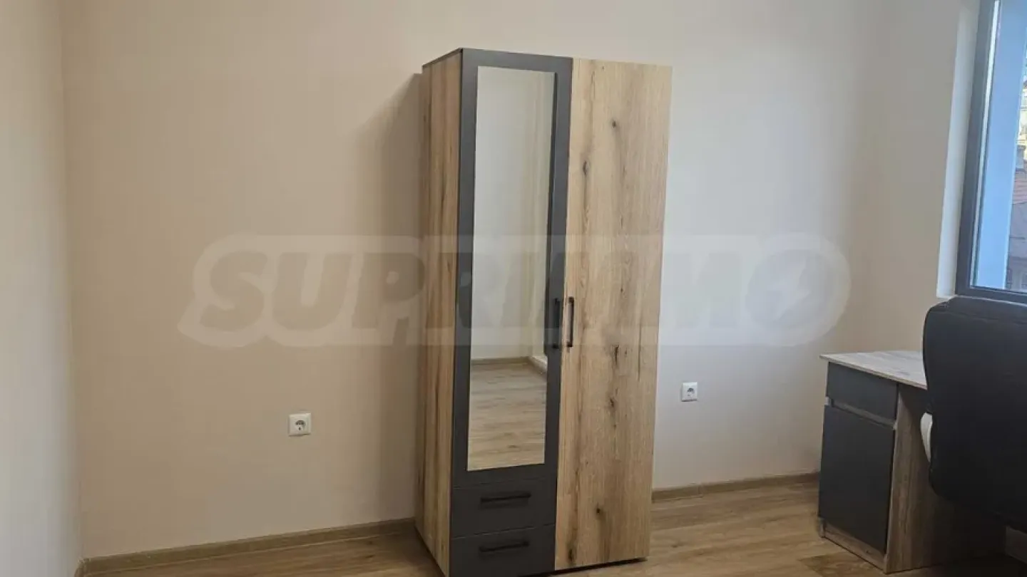 Spacious Sea View Apartment in Varna, Bulgaria - Image 4