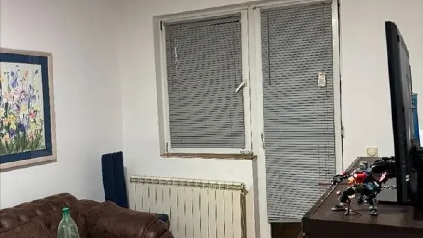 Spacious 2-Bedroom Apartment with Terrace in Belgrade - Mirijevo - Image 4