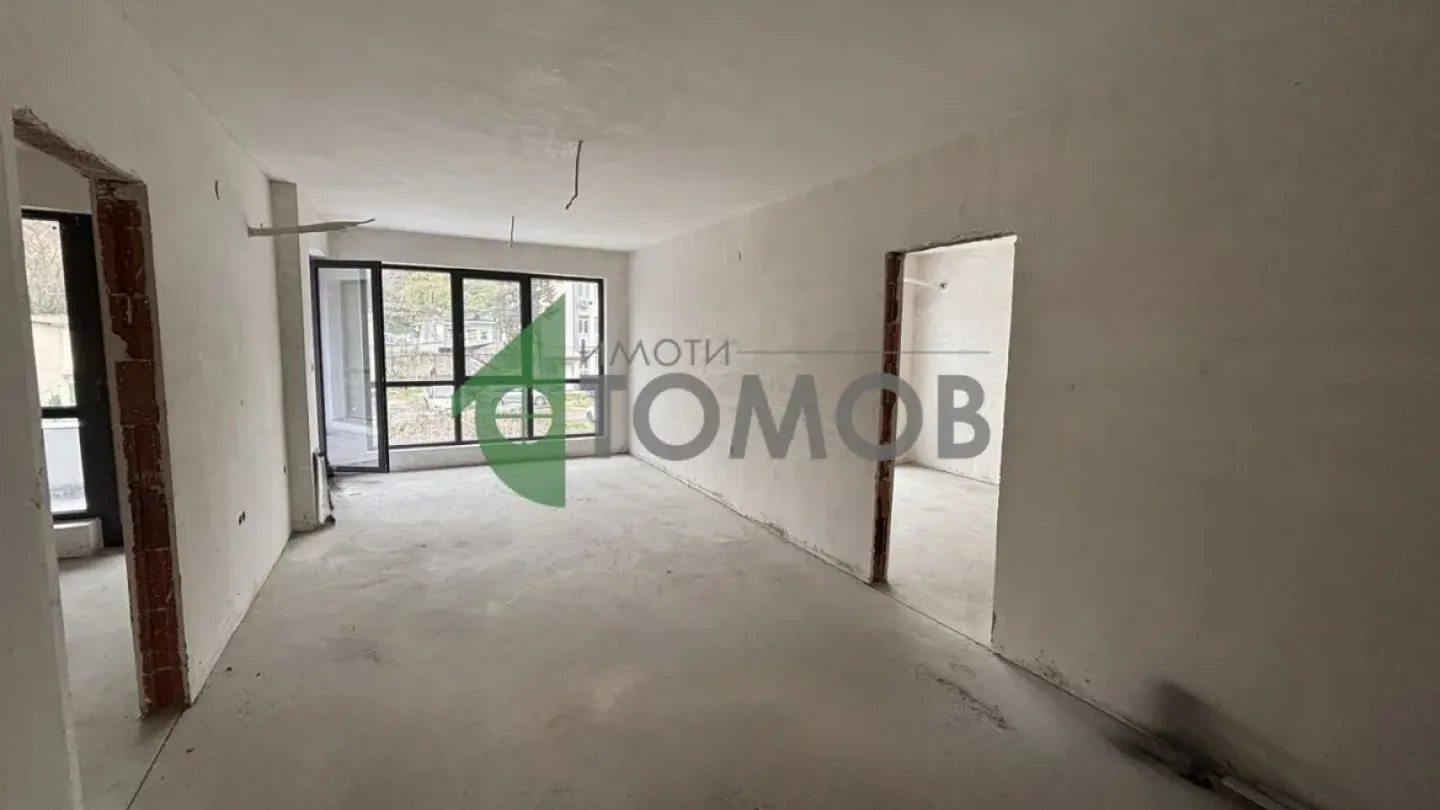 Spacious 3-Bedroom Apartment in New Building - Arazmoto, Stara Zagora - Image 2