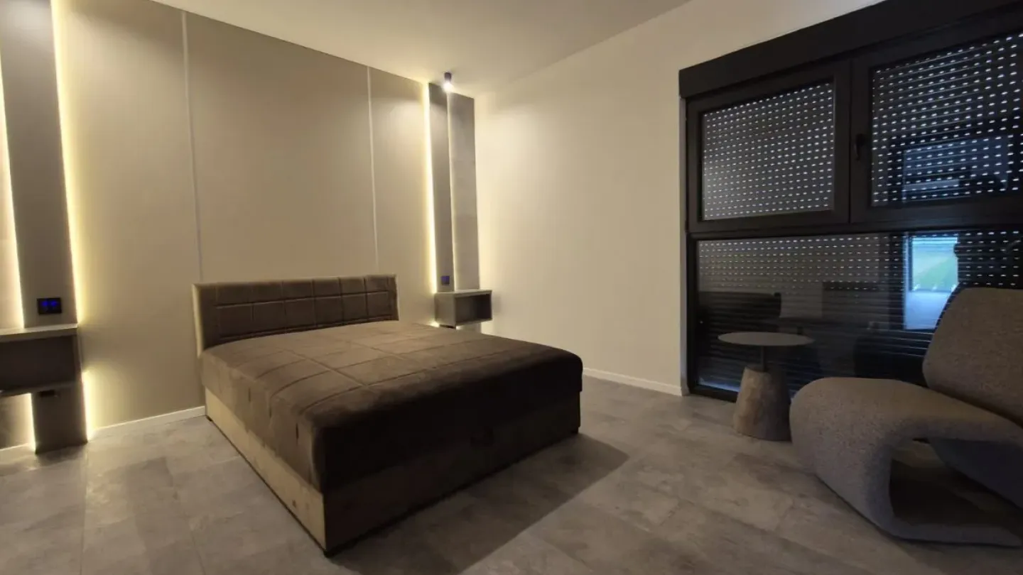 Luxury Modern Villa with Pool – Belgrade, 4 Bedrooms, 2 Bathrooms - Image 4