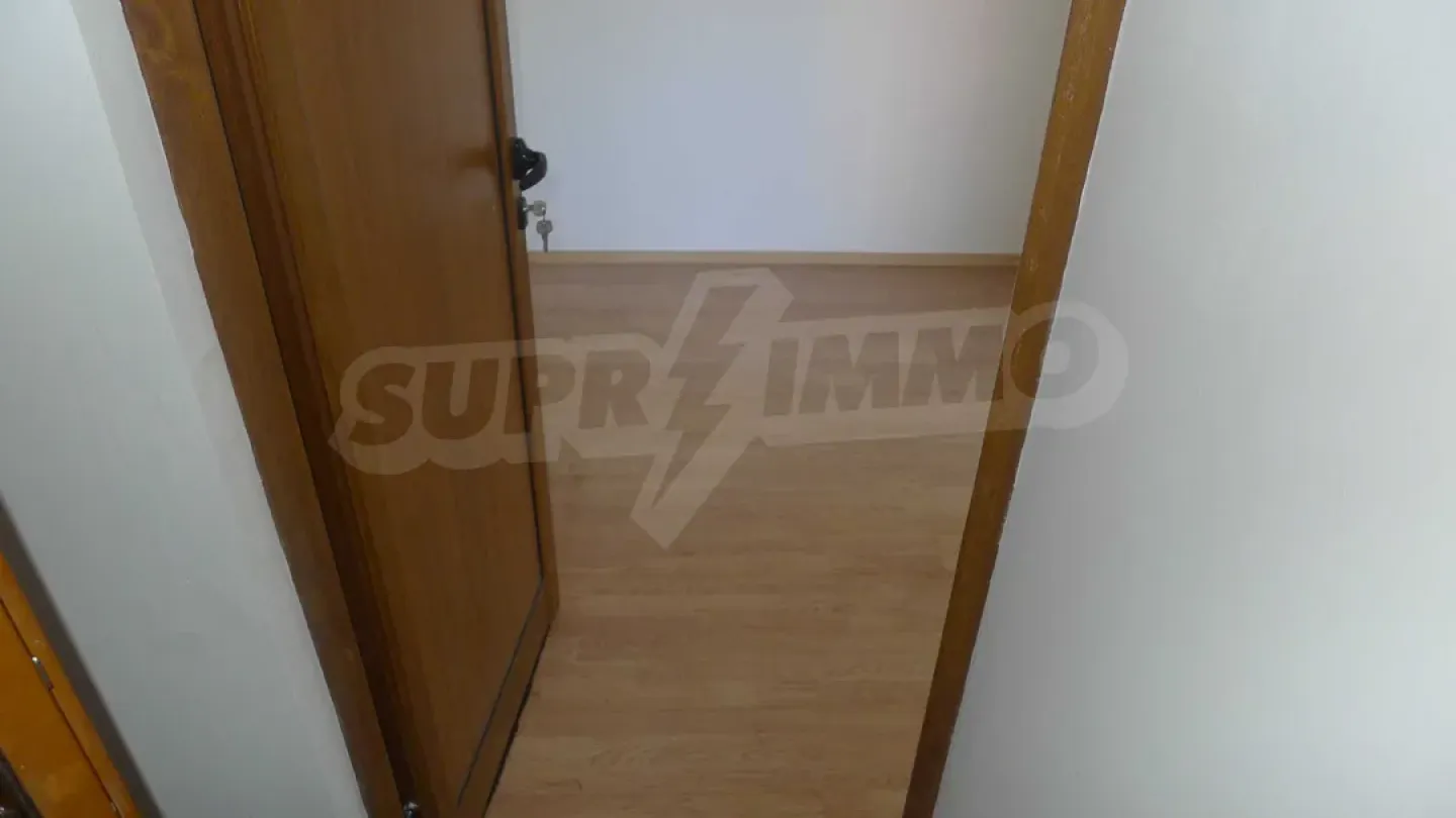 Spacious 1-Bedroom Apartment with Stunning Mountain Views Near Pamporovo and Smolyan. - Image 2