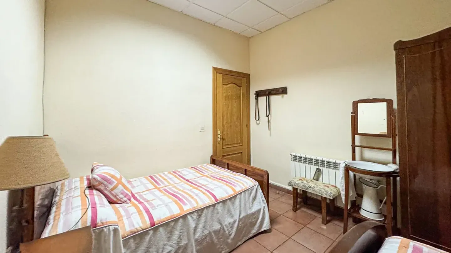 Spacious 3-Bedroom House with Elevator in Roquetas de Mar - Image 2