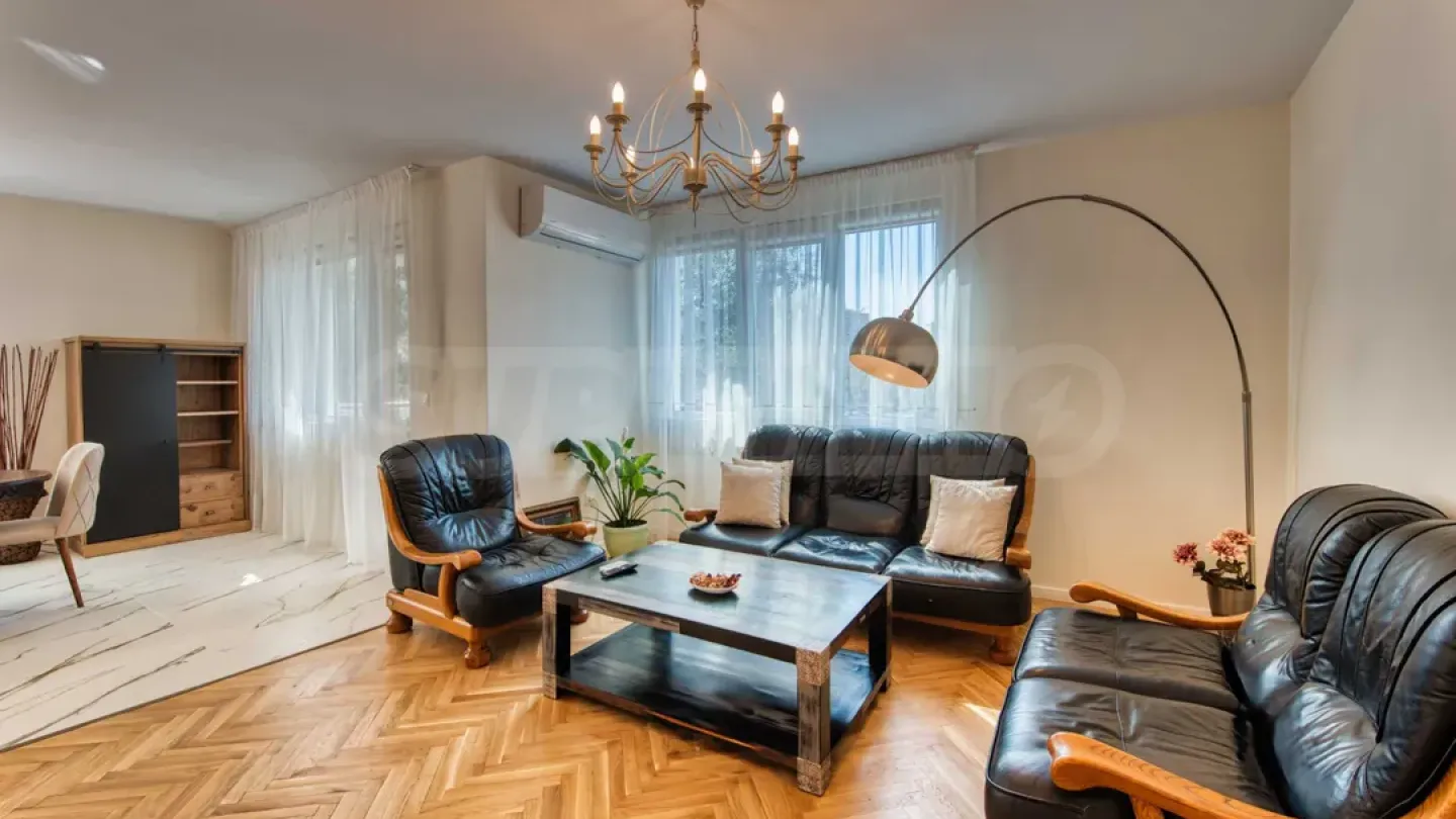 Spacious 3-Bedroom Apartment in Sofia's Goce Delchev - Image 3