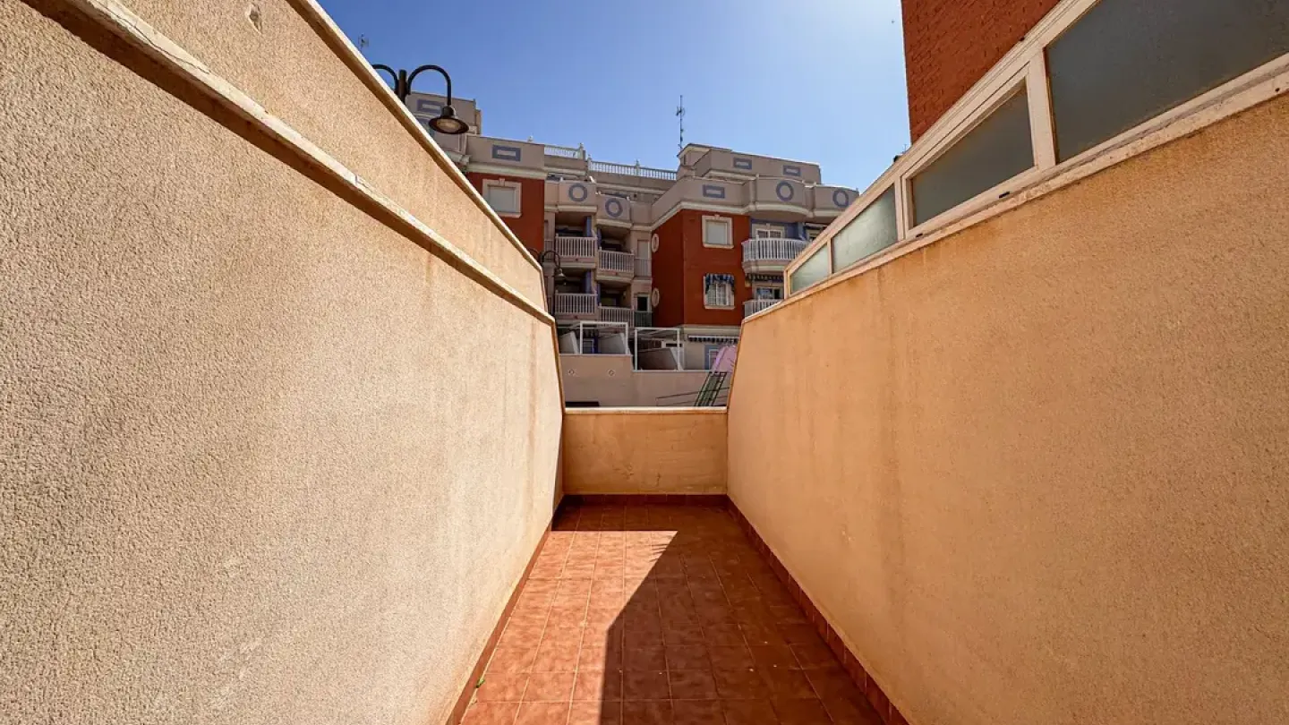 Apartment for sale in Roquetas de Mar - Image 5