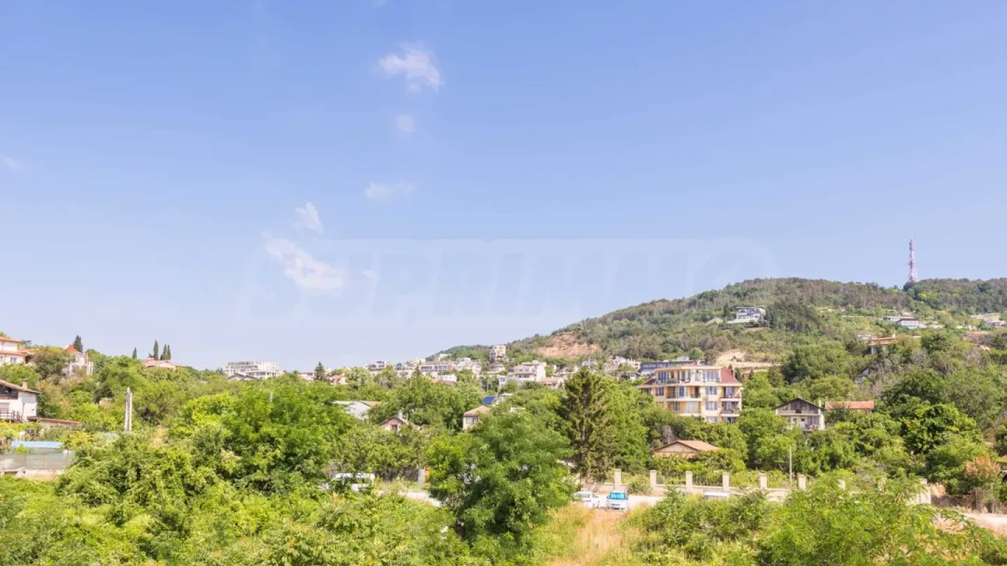 Luxury Penthause with Sea View in Varna - Image 2