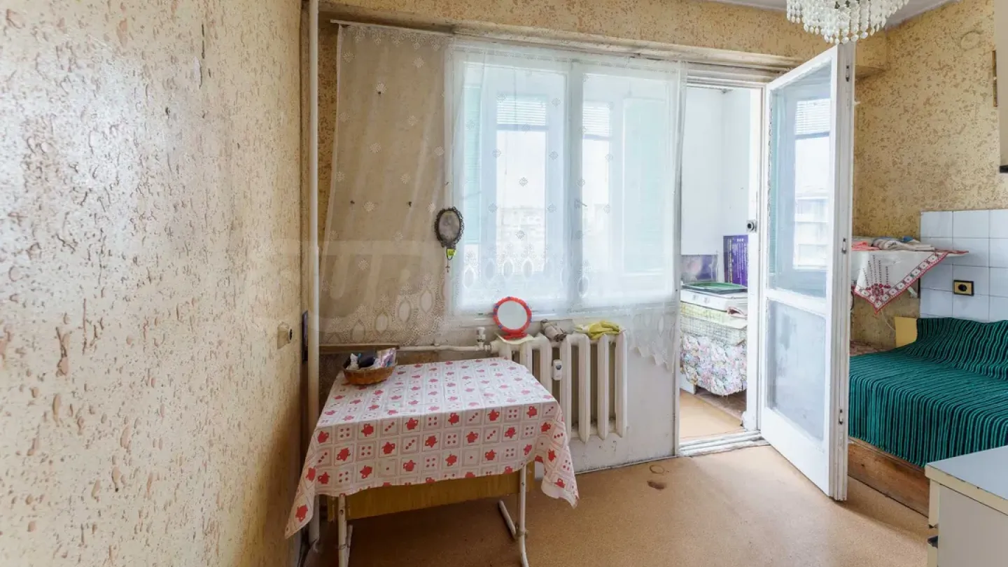 Sofia Apartment: Renovate &amp; Create Your Dream Home - Image 1