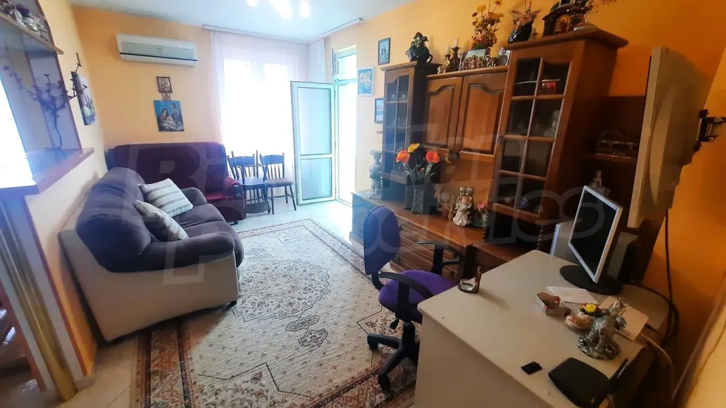 Apartment for sale in Pomorie - Image 4